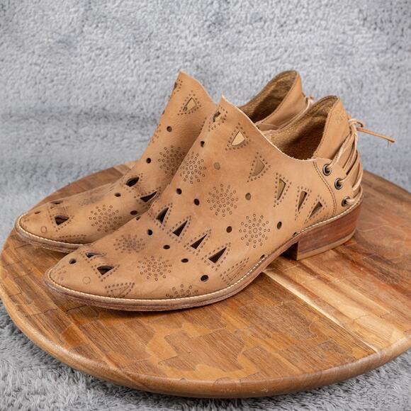 Musse & Cloud 11 US Coolise Brown Leather Cutouts Ankle Boots Anthropologie - Picture 3 of 5